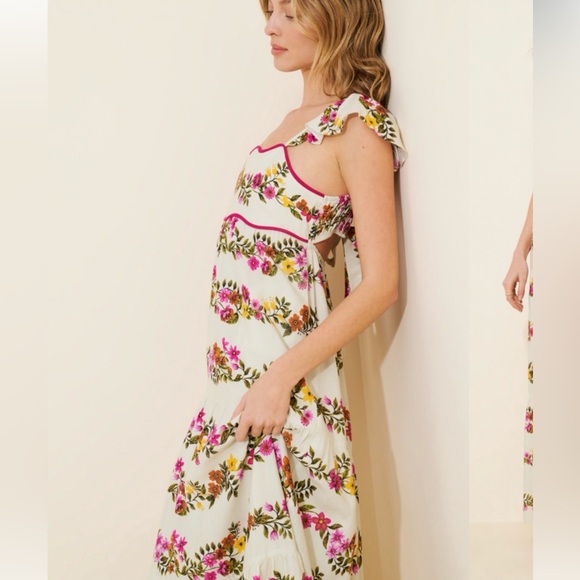 SAYLOR Dresses & Skirts - SAYLOR Ayame Flutter-Sleeve Smocked Tiered Maxi Dress Floral Nuuly New with tags